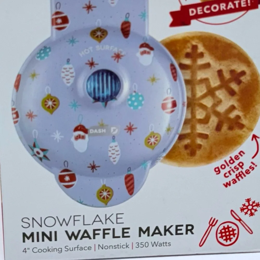 DASH Snowflake 4” Mini Waffle Maker - NIB - Picture 2 of 4